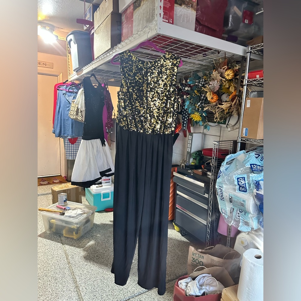 Ashley Stewart Black and Gold Sequin Jumpsuit Size 18/20